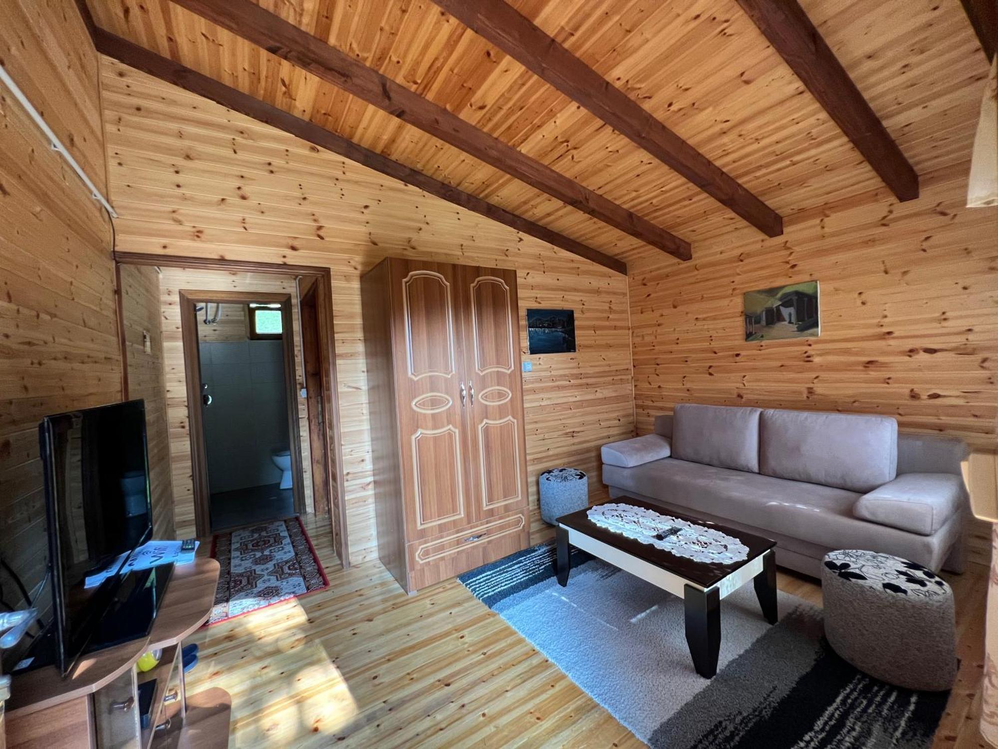 Bujtina Uji I Panjes, Log Cabins Dukat Exterior foto